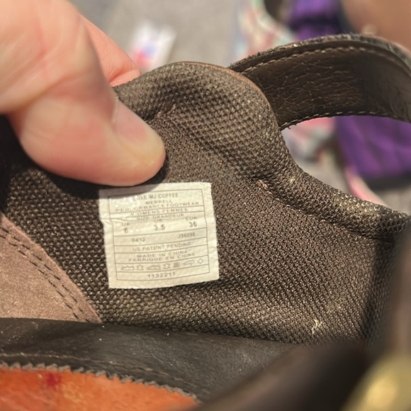 Merrell Luxe Mary Jane. Coffee. Gold Studded. Darker leather. Granola girl. Sz6 - Picture 12 of 16